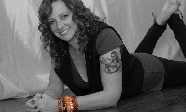 ZenJen of zen jewelz wearing her gorgeous healing crystal stretch bracelets - coping with divorce