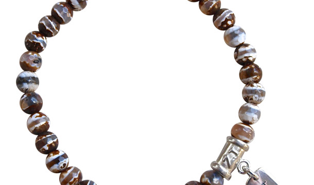 Agate crystal bracelet adorned with a sterling silver balance charm by zen jewelz